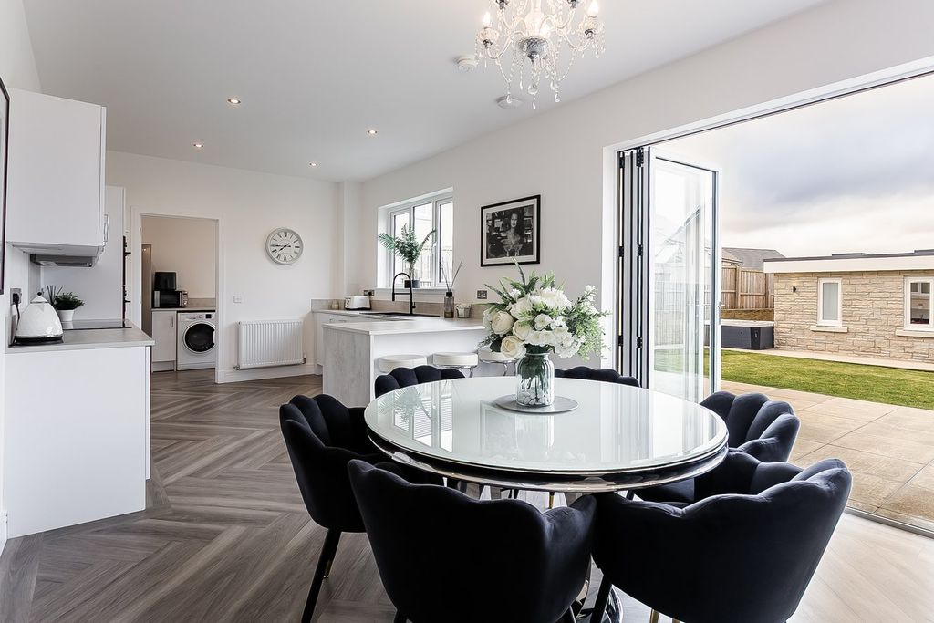 Additional image 5 of 5 bed detached house for saleBen Avon Drive, East Calder, Livingston EH53