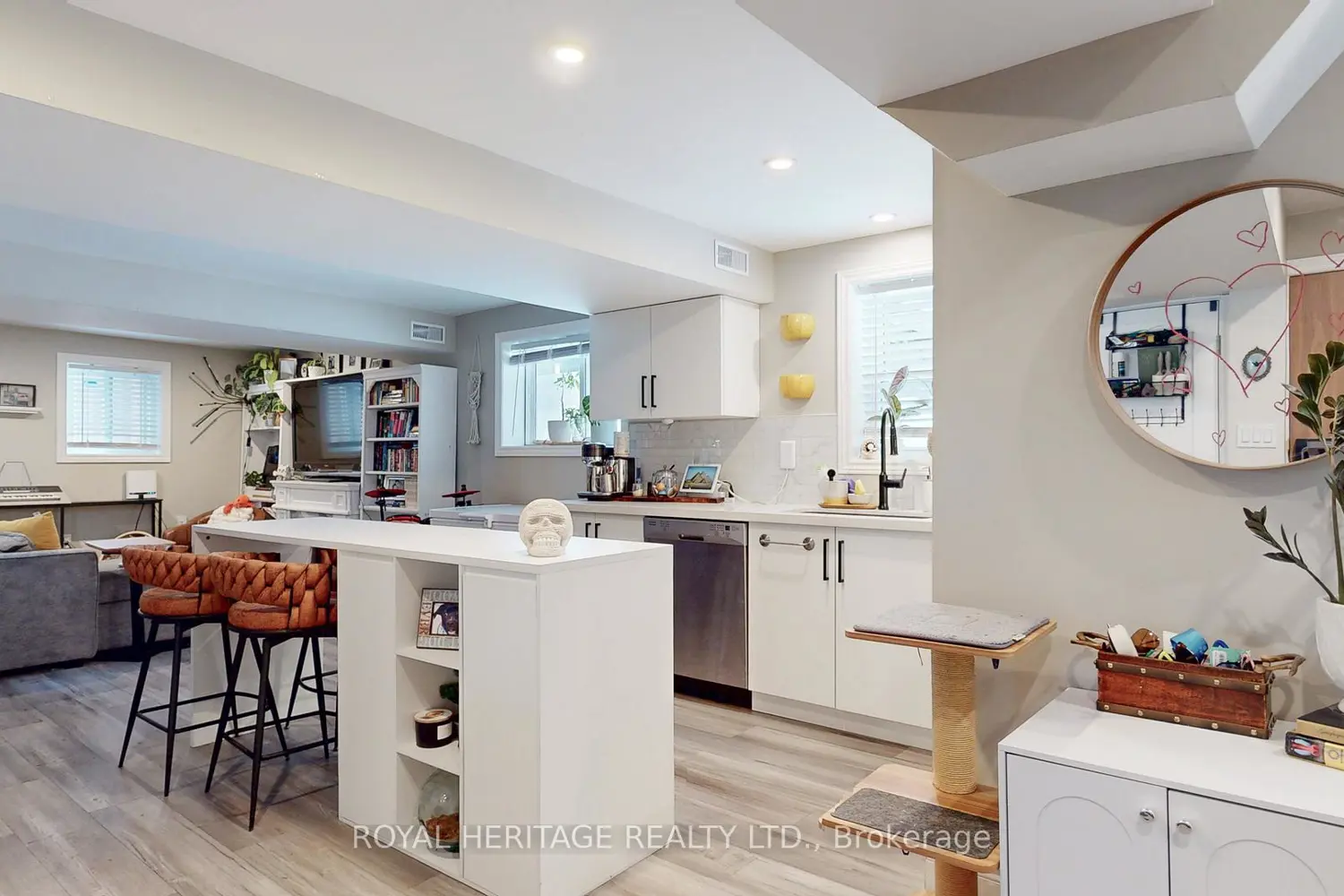 Additional image 15 of 100 Cromwell Avenue