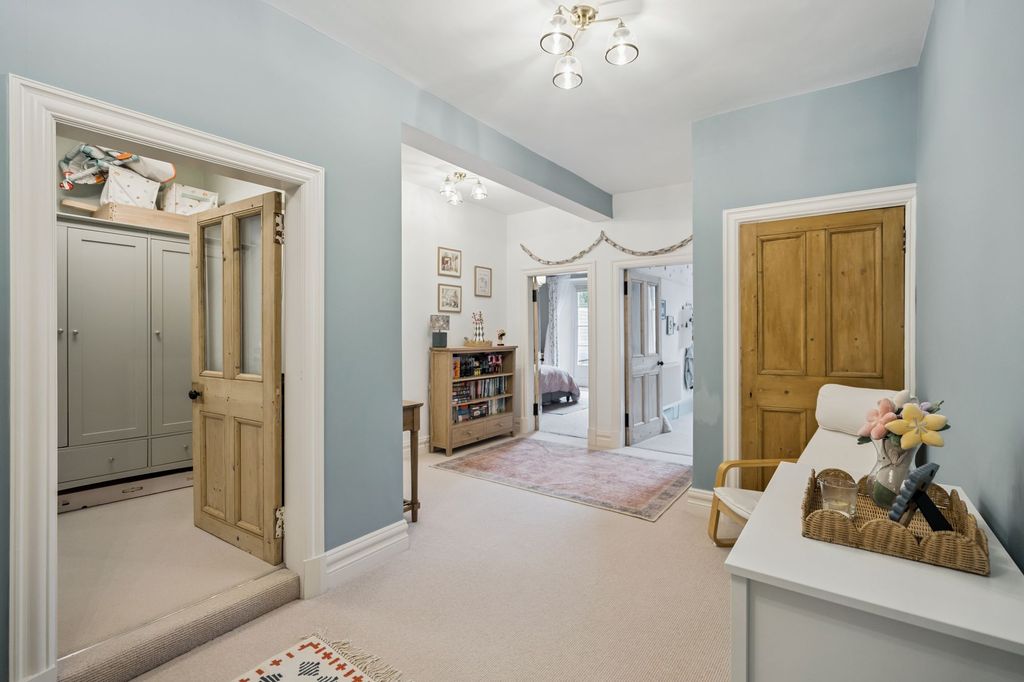 Additional image 12 of 4 bed property for saleVictoria Square, Stirling FK8