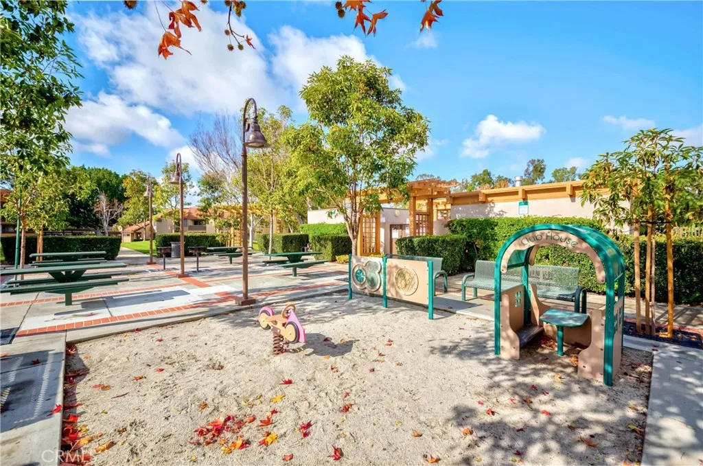 Additional image 21 of 35 Oxford Unit 24, Irvine, CA 92612