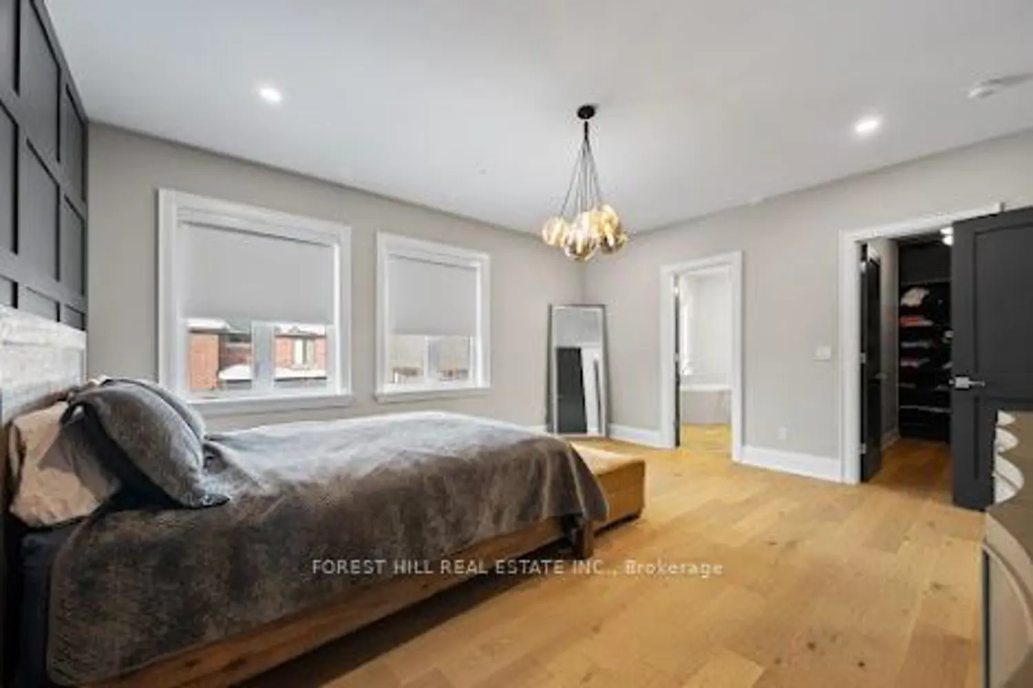 Additional image 11 of 2540 St Clair Avenue
