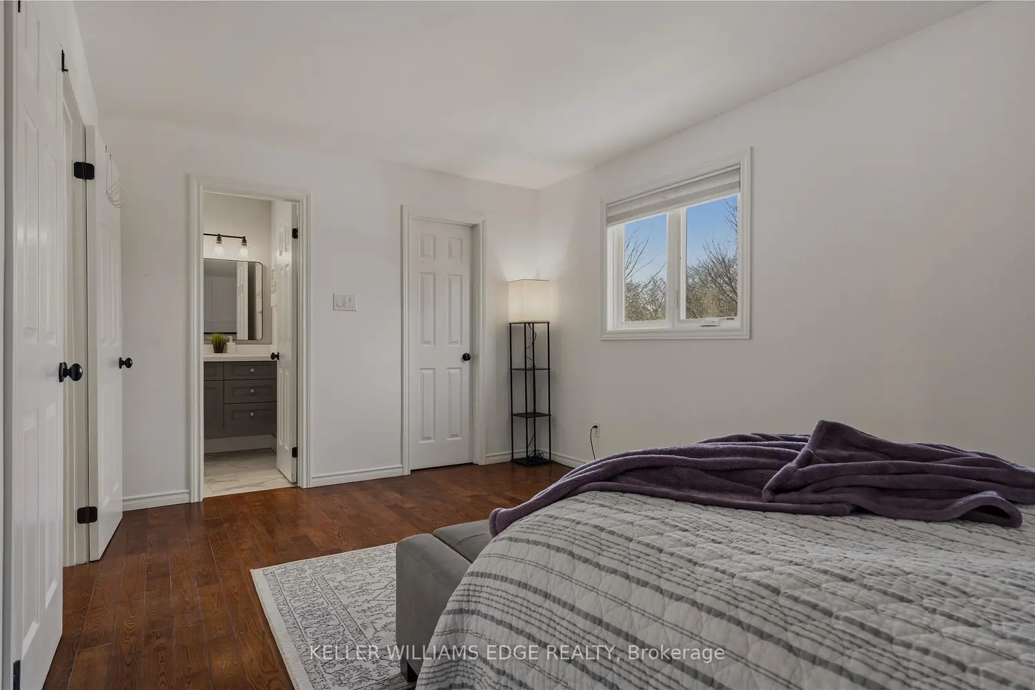 Additional image 11 of 5255 Lakeshore Road 20