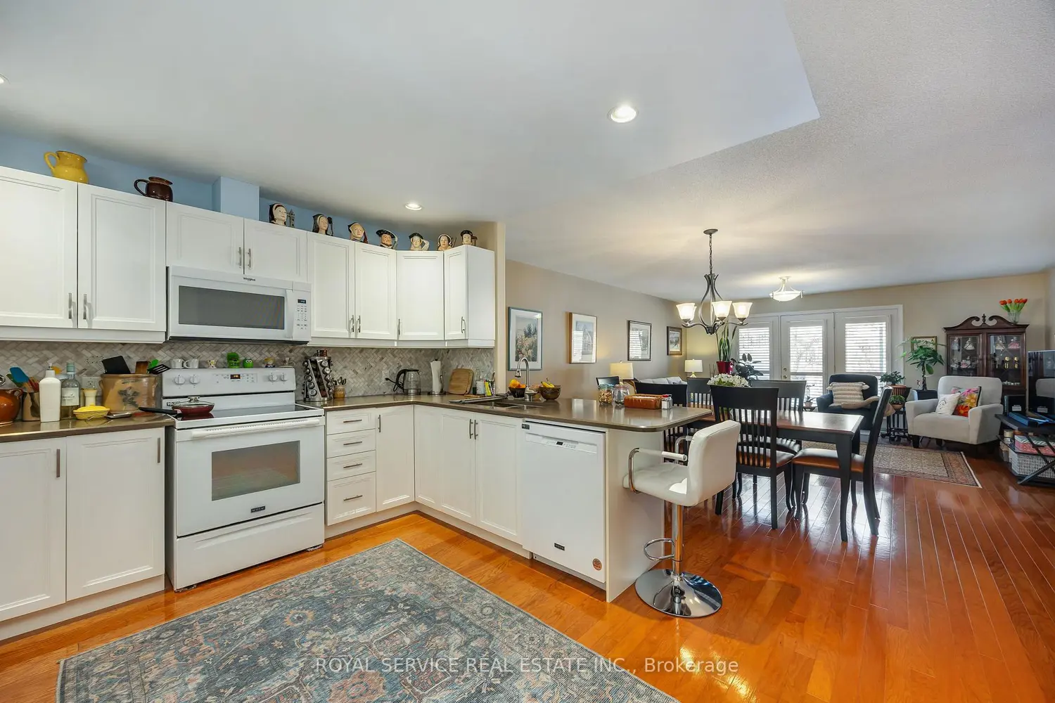 Additional image 4 of 877 Wentworth Street 6