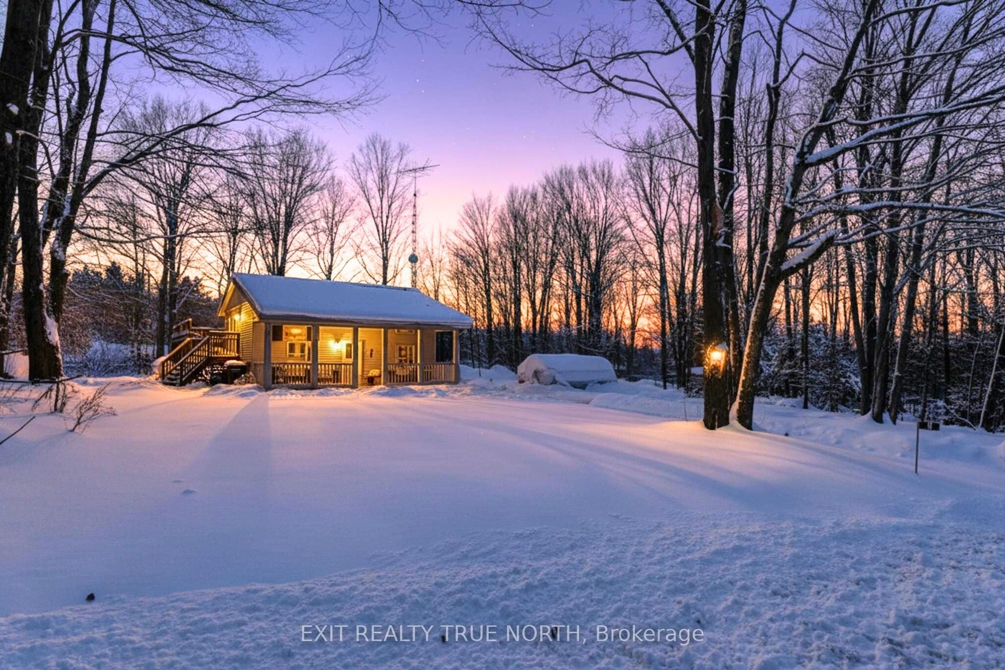 8 Robin Court, Tiny, ON, L9M 0B9