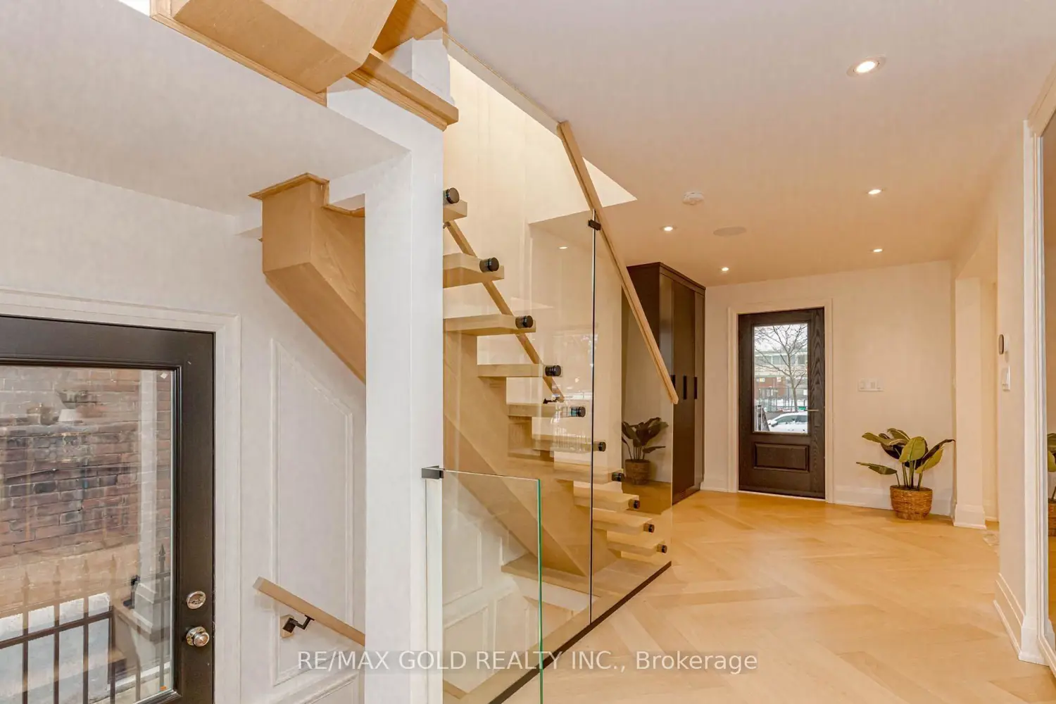 Additional image 10 of 786 Euclid Avenue