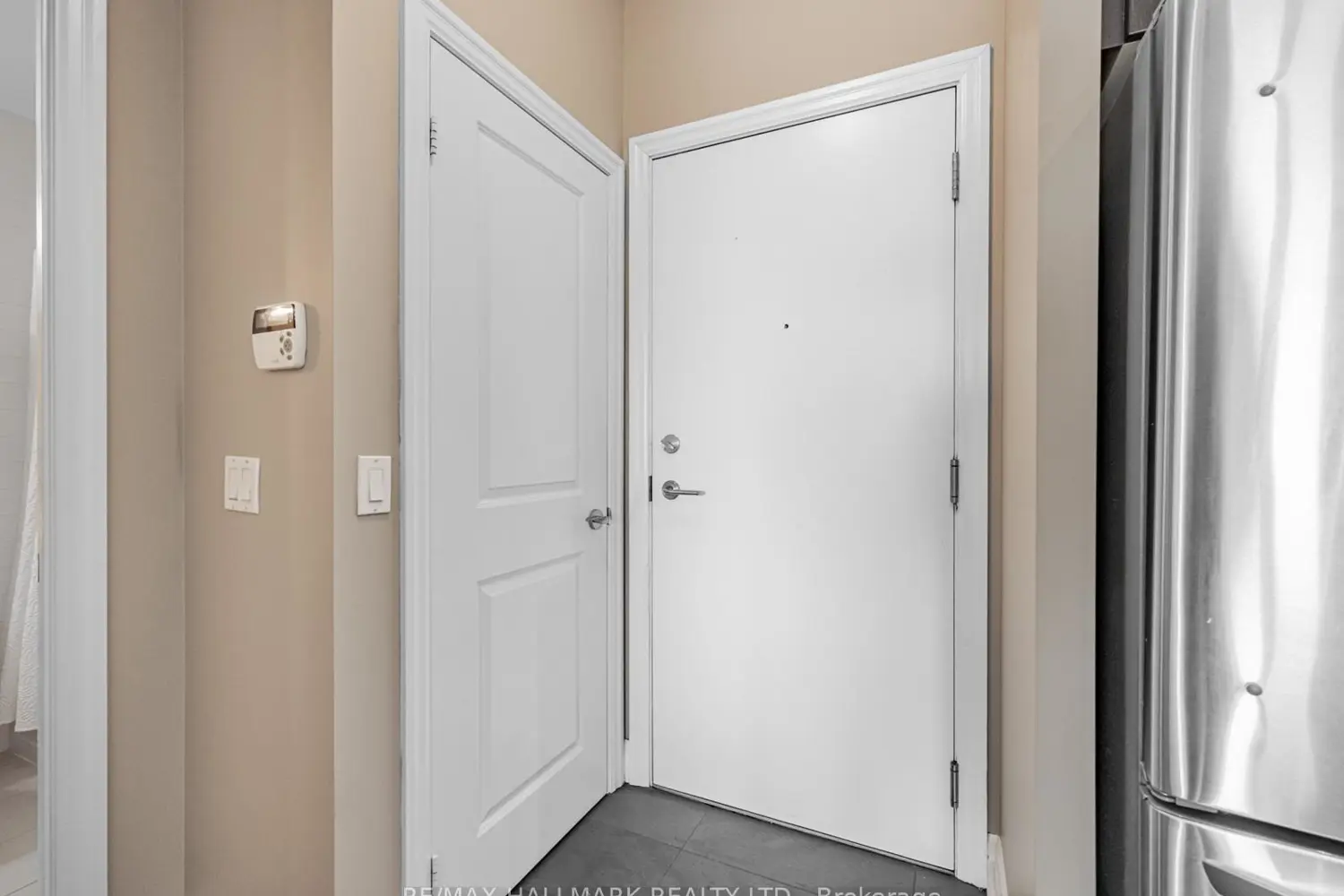 20 Gothic Avenue 721 photo 3