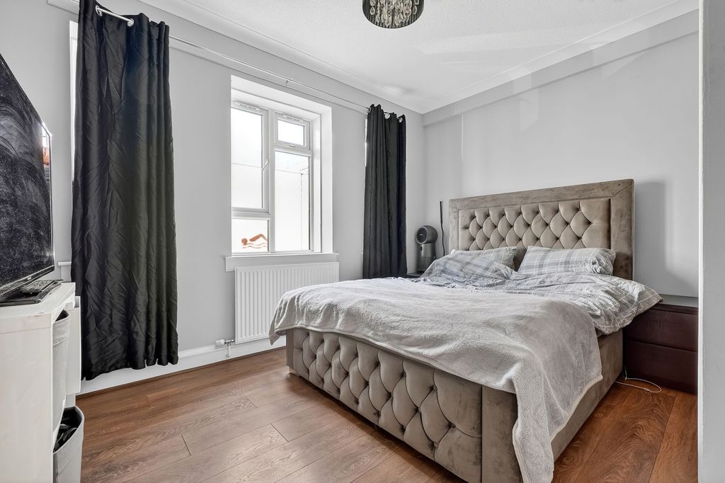 Additional image 10 of 2 bed flat for saleFlat B, 104 Titchfield Street, Kilmarnock KA1