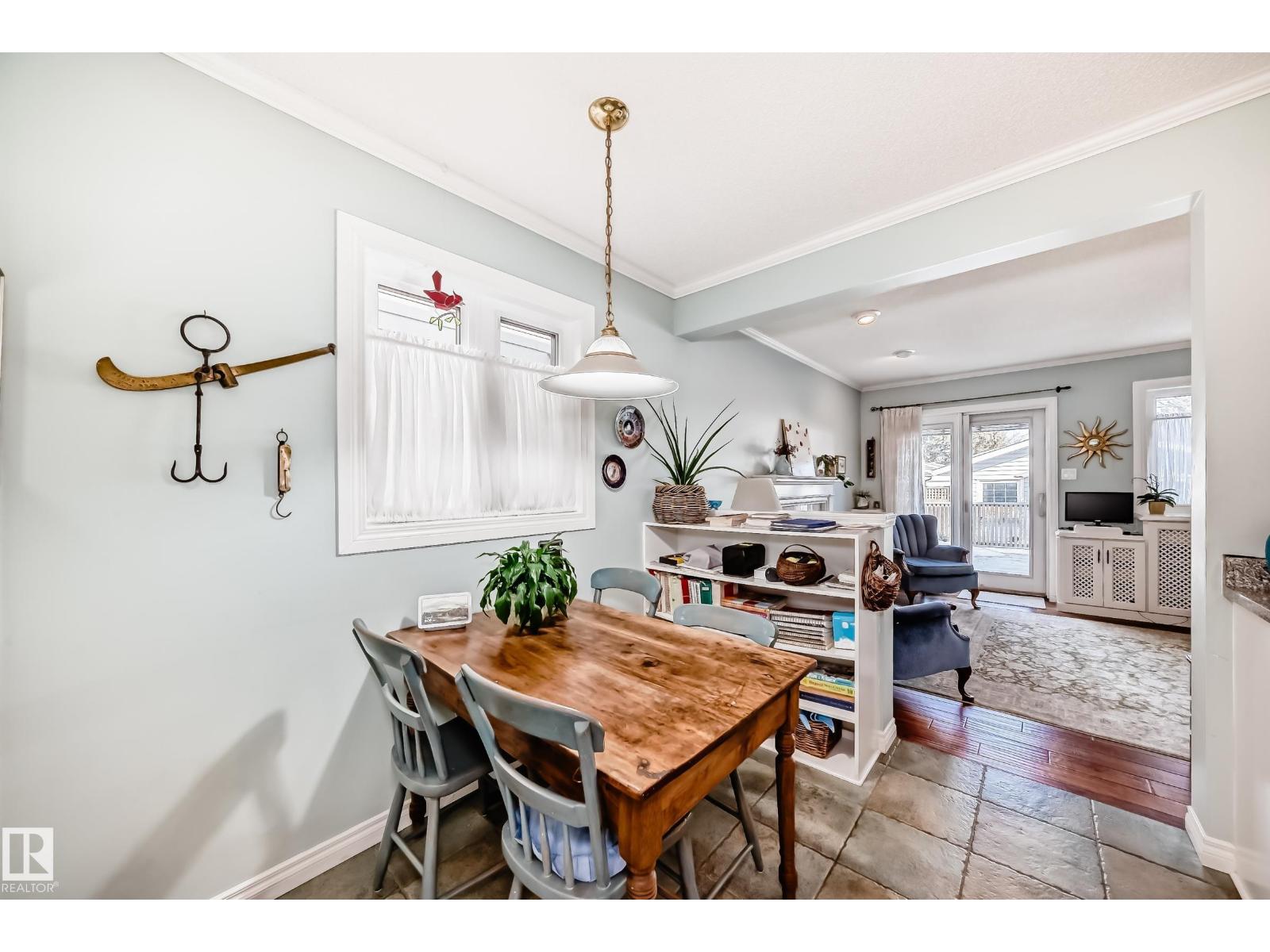 Additional image 5 of 10279 89 Street NW, Edmonton, AB, T5H1R3
