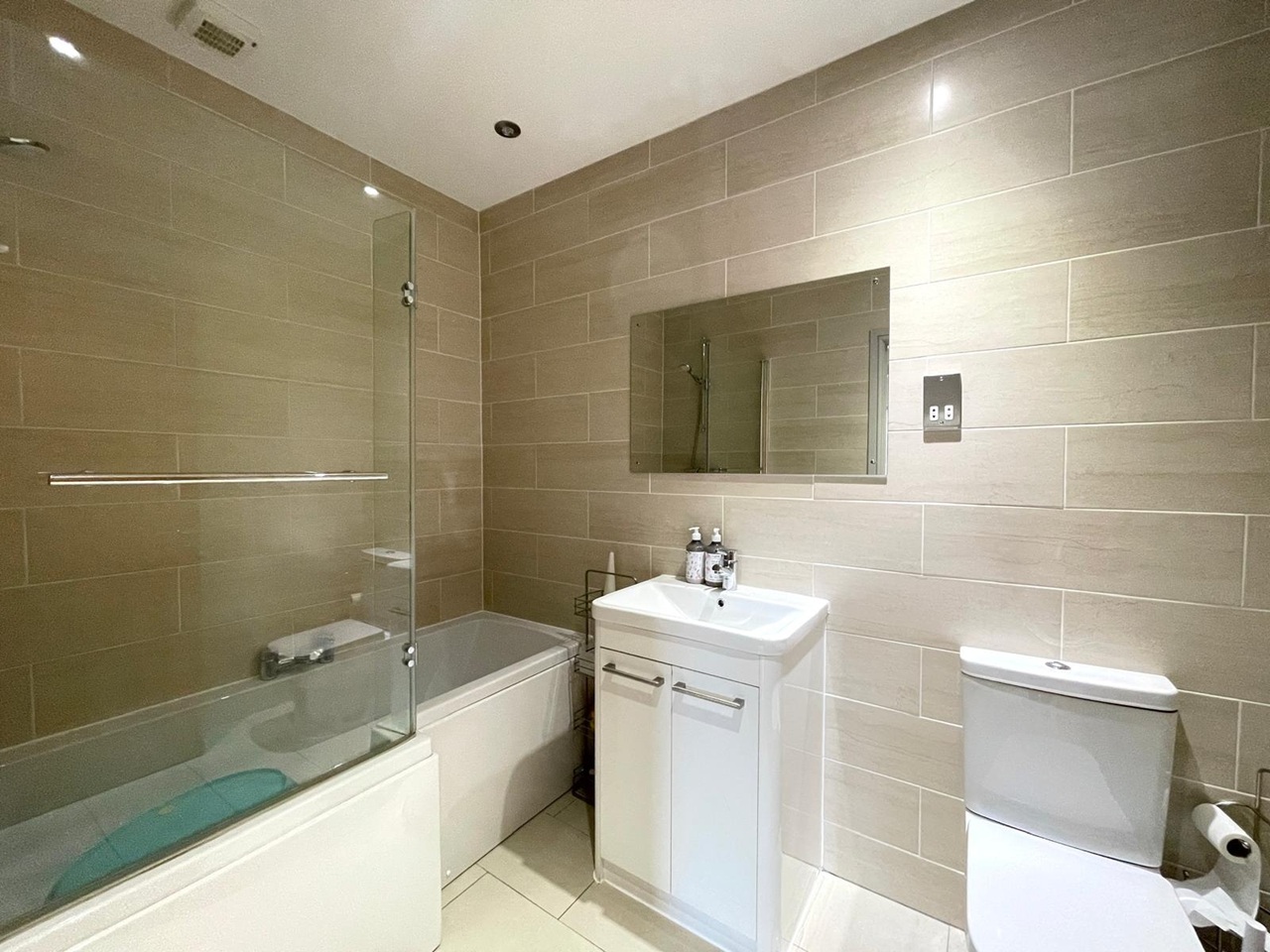 Additional image 5 of 2 Bed Flat, Lime Court, B16, N1 7GU