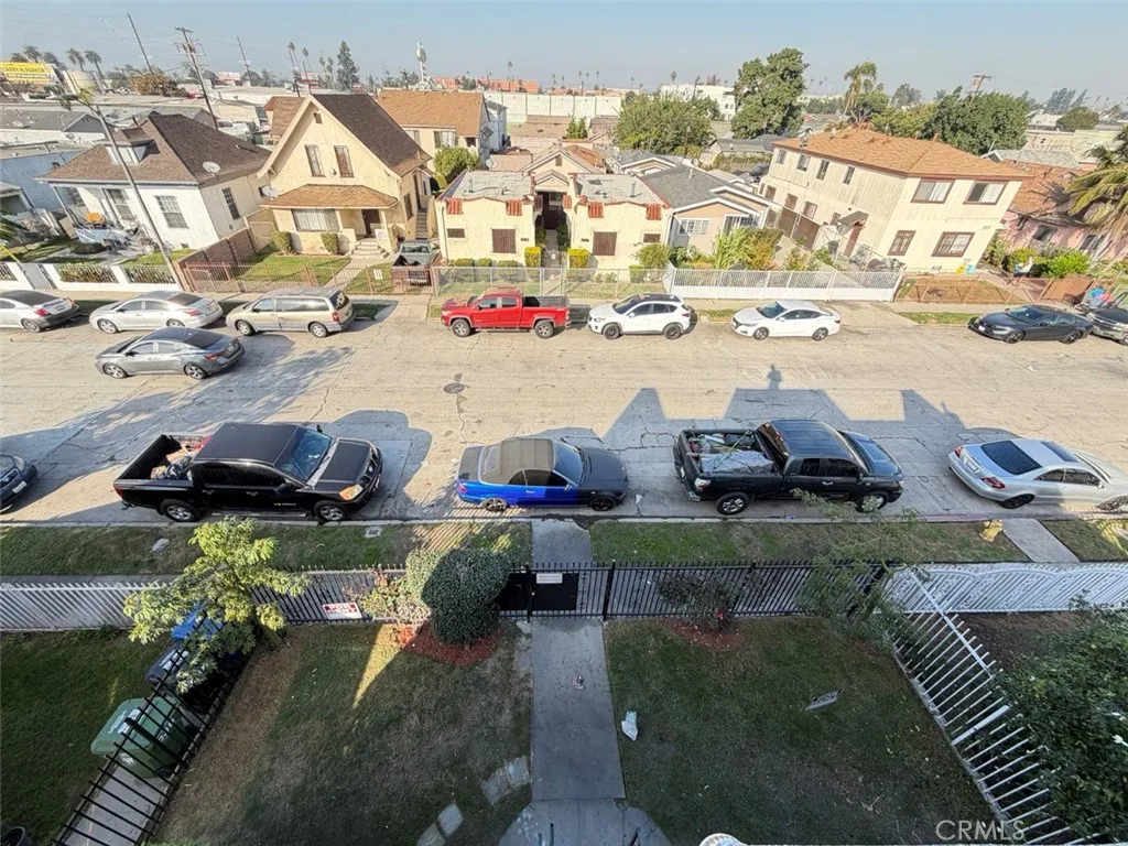 932 W 74th Street, Los Angeles, CA 90717