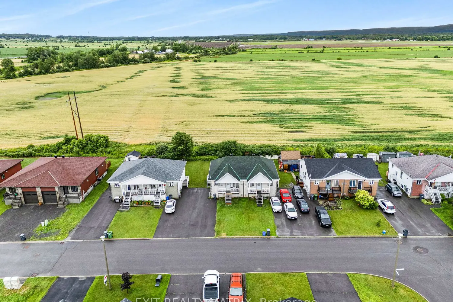 Additional image 7 of 1013 Jacynthe Street