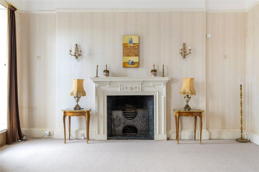 Additional image 7 of 8 bed terraced house for saleRoyal Crescent, Bath, Somerset BA1