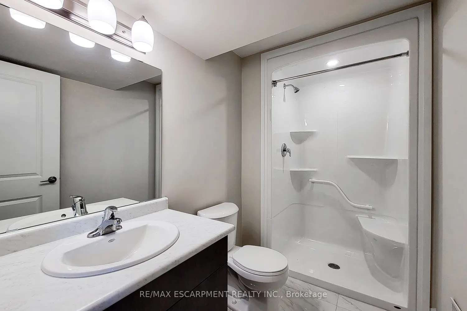 Additional image 17 of 111 Alicia Crescent