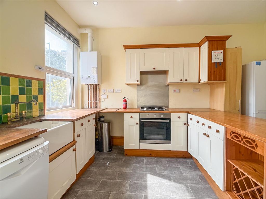 Additional image 11 of 5 bed flat for saleLangland Road, Mumbles SA3