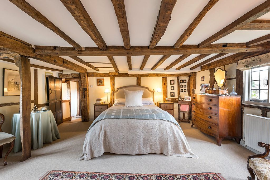 Additional image 9 of 5 bed detached house for saleStation Road, Kintbury, Hungerford, Berkshire RG17