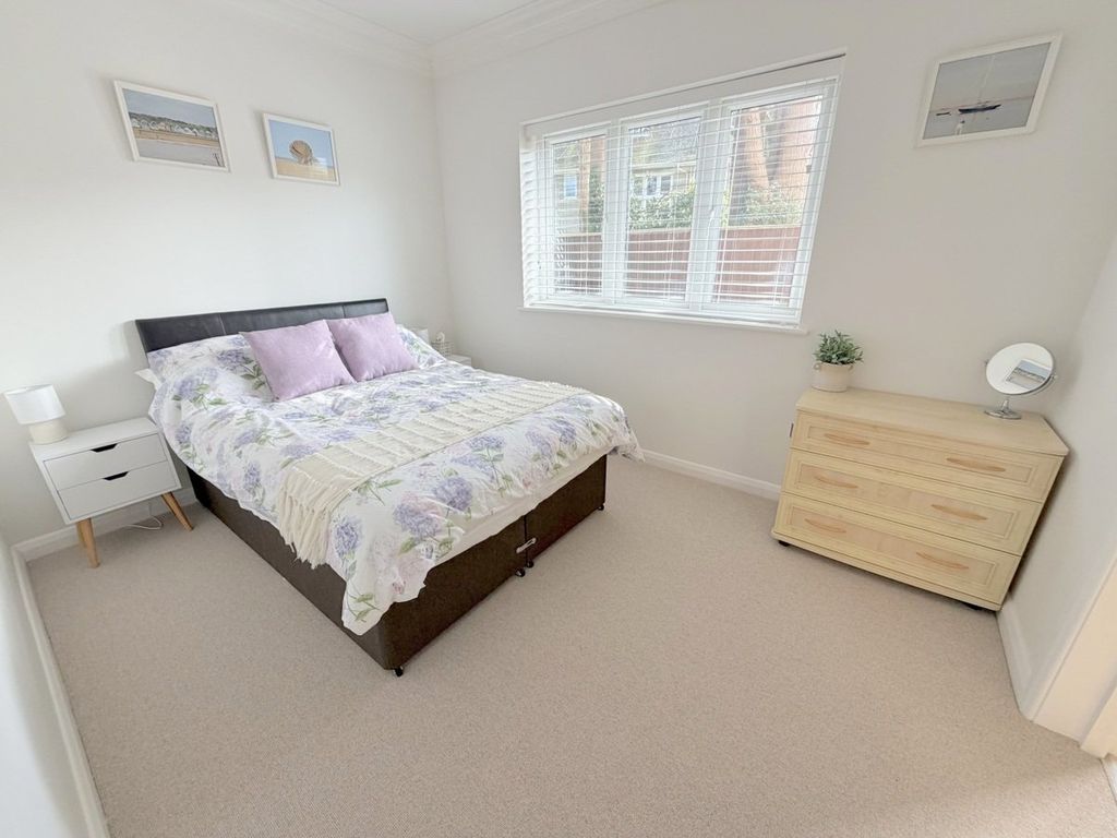 Additional image 20 of 3 bed flat for saleNairn Road, Canford Cliffs, Poole BH13