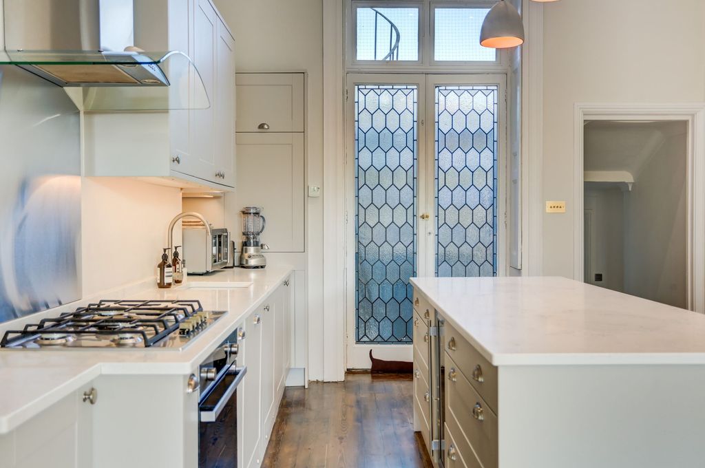Additional image 10 of 2 bed flat for saleBrunswick Square, Hove BN3
