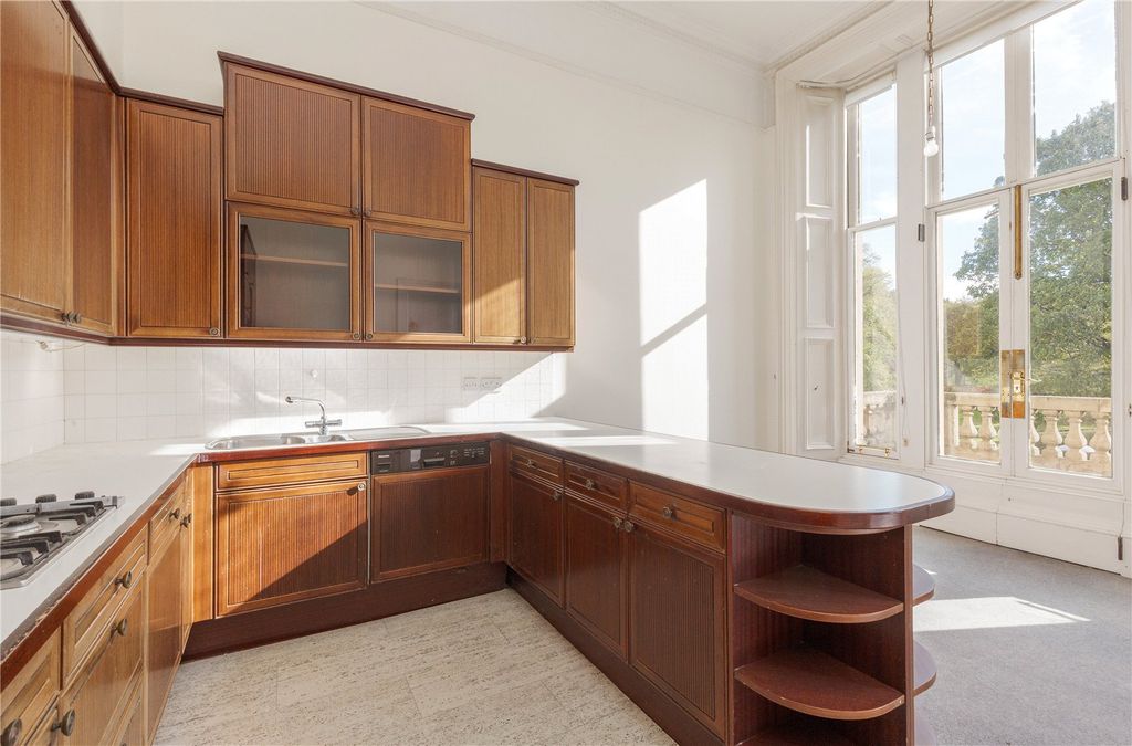 Additional image 6 of 4 bed flat for sale25 Belgrave Crescent, West End, Edinburgh EH4