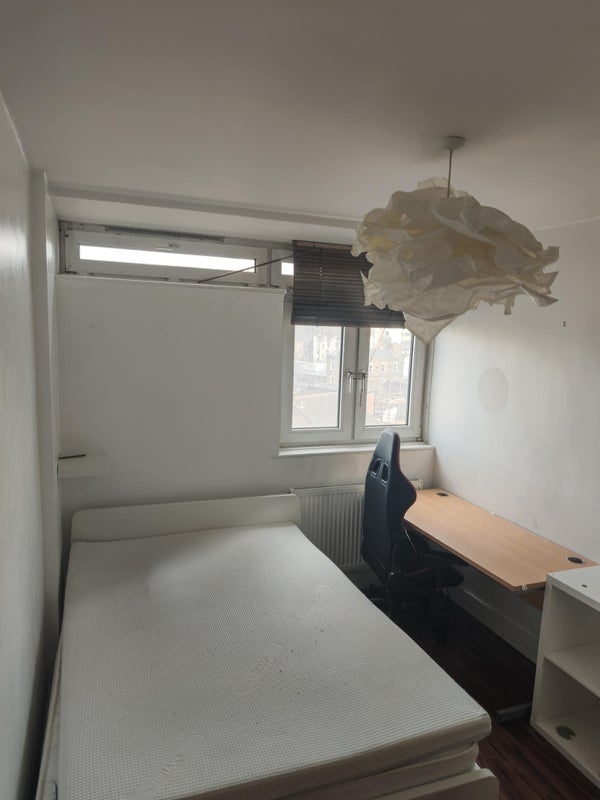 Additional image 5 of Room in a Shared Flat, Pauline House, E1, N1 7GU