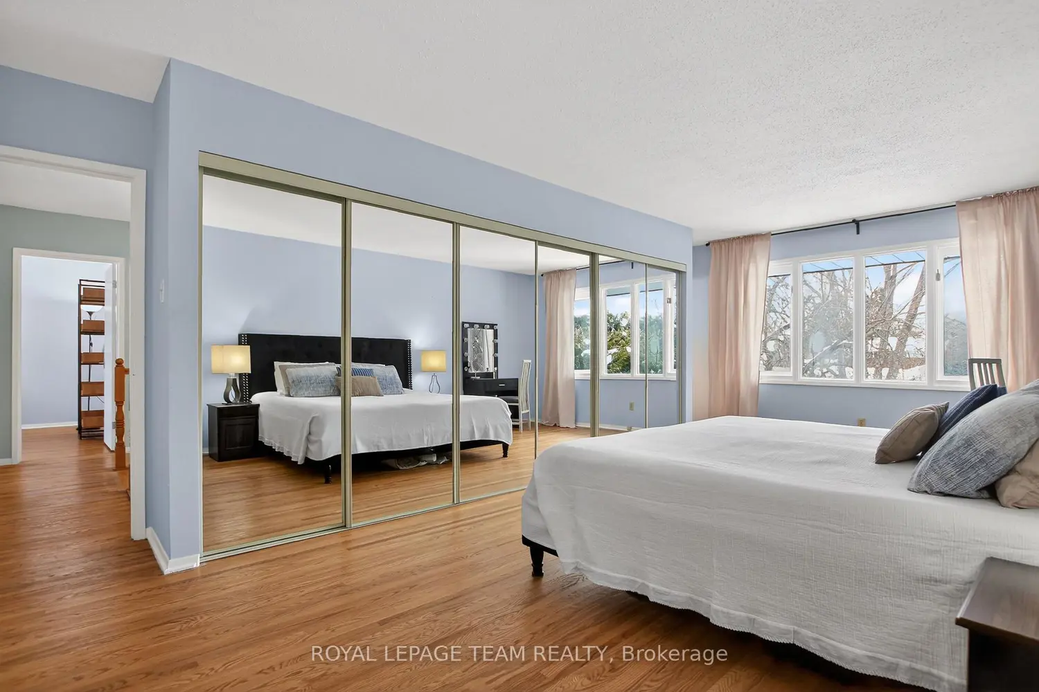 18 Pentland Crescent photo 3