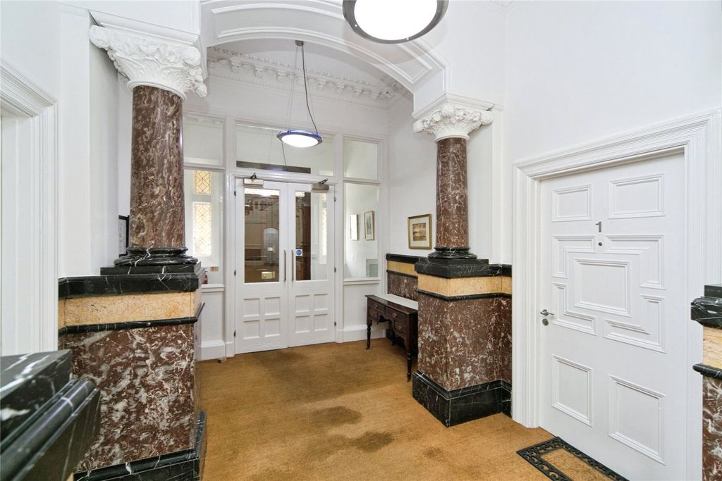 Additional image 20 of 2 bed flat for saleChurch Walks, Llandudno, Conwy LL30