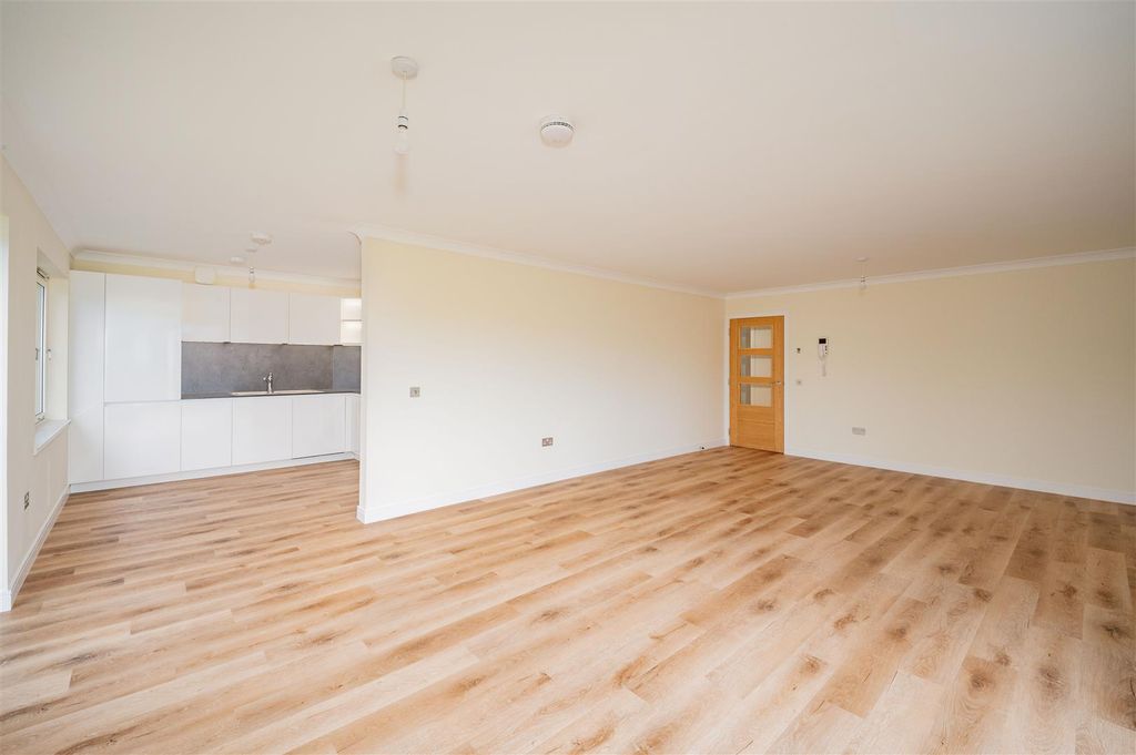 Additional image 8 of 3 bed flat for saleMortimer Street, Monifieth DD5