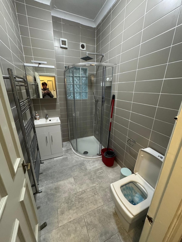 Additional image 3 of 2 Bed Flat, Macroom Road, W9, N1 7GU