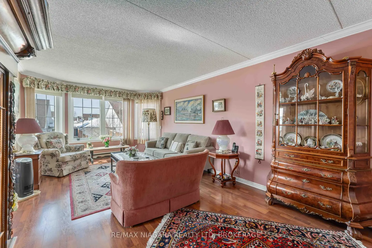 Additional image 3 of 3420 Frederick Avenue 210