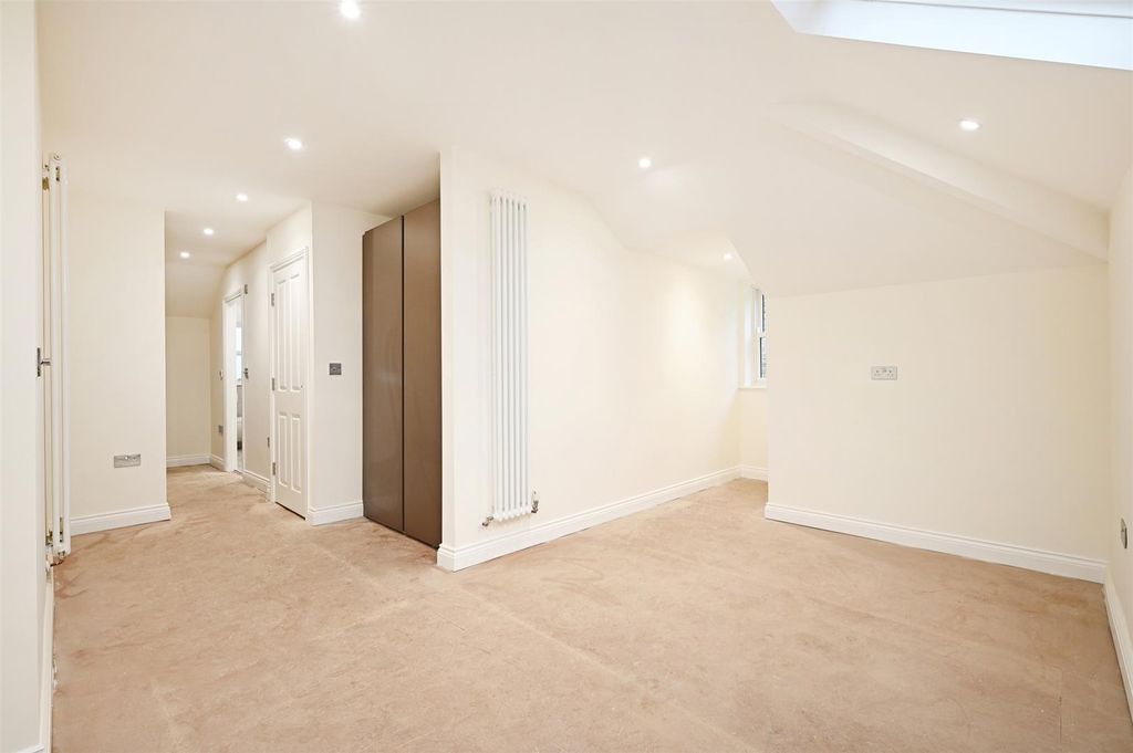 Additional image 14 of 2 bed flat for saleRutland Park, Botanical Gardens, Sheffield S10
