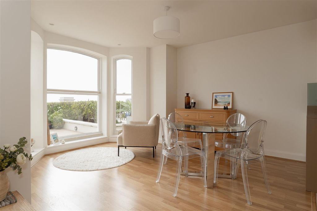 Additional image 11 of 3 bed flat for saleMarine Parade, Worthing BN11
