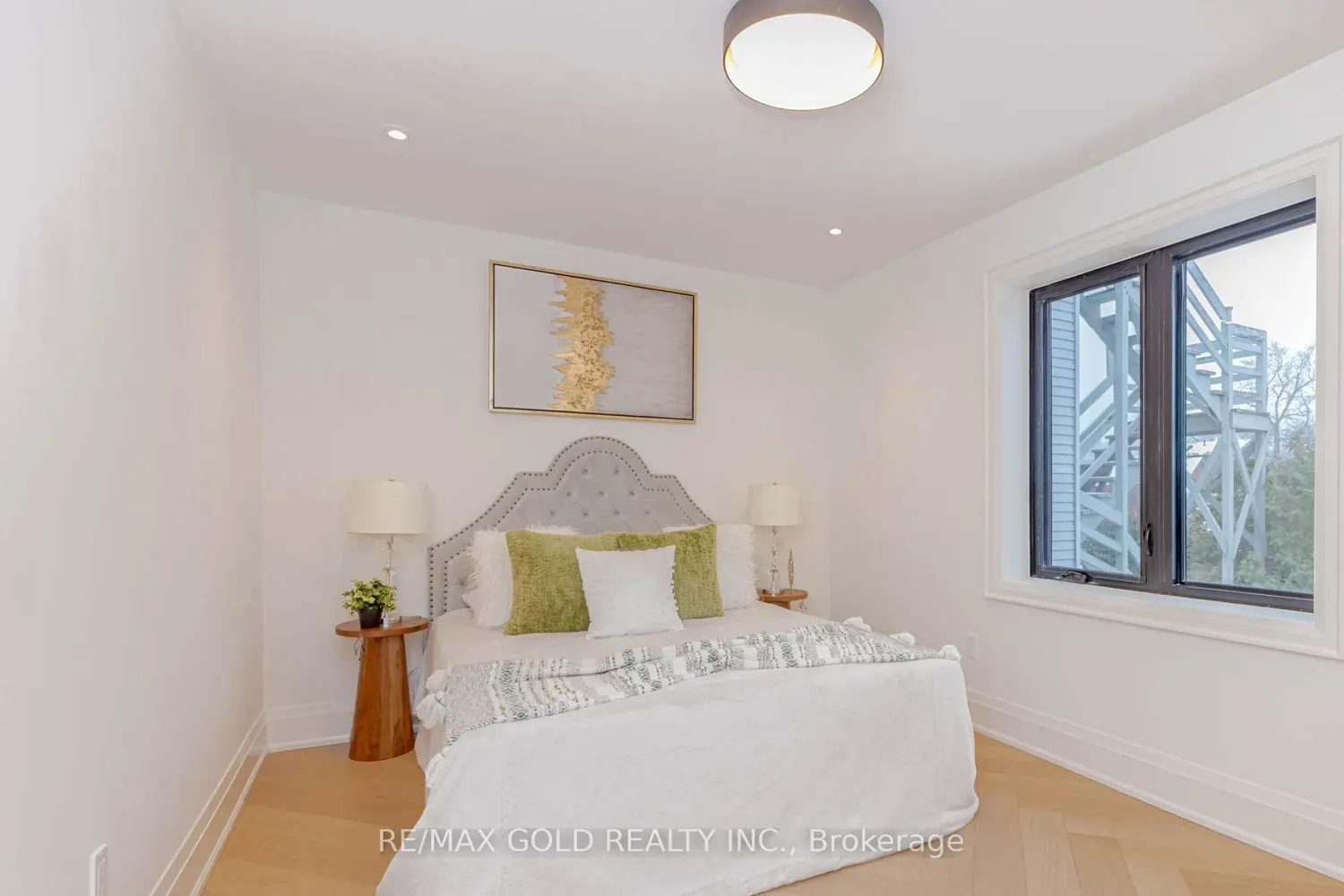 Additional image 13 of 786 Euclid Avenue