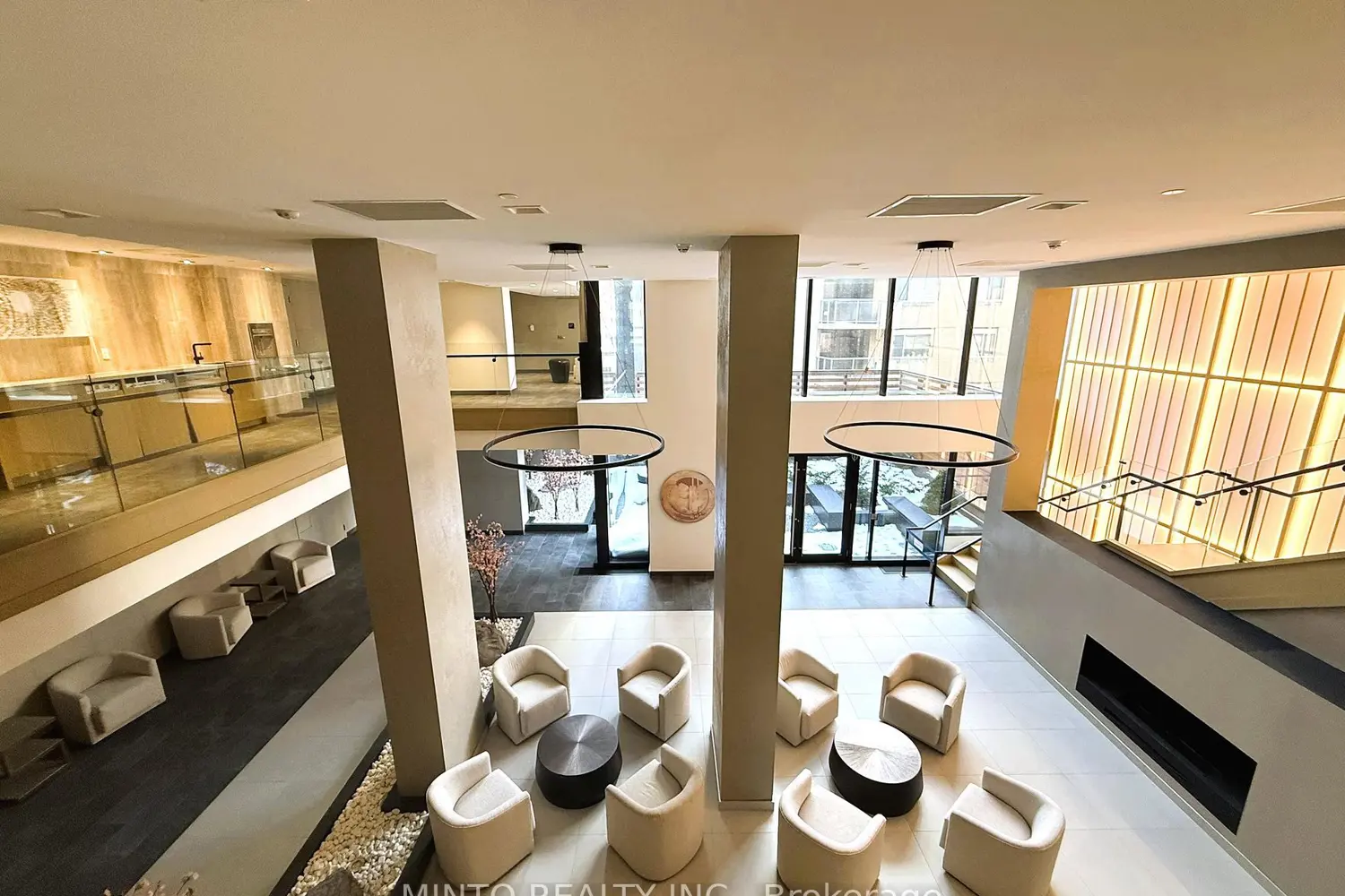 Additional image 5 of 89 Church Street 2704