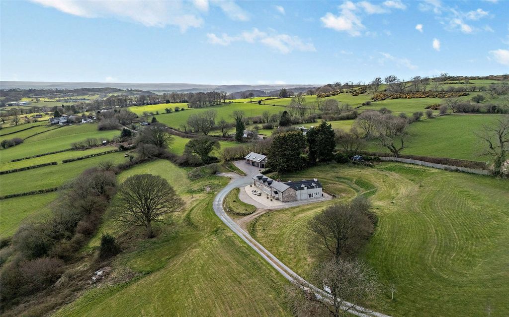 Additional image 2 of 5 bed detached house for saleTrefonen, Oswestry, Shropshire SY10