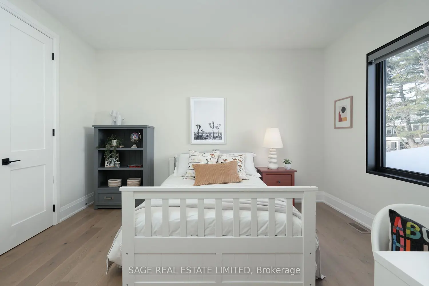 Additional image 11 of 10 Brant Avenue