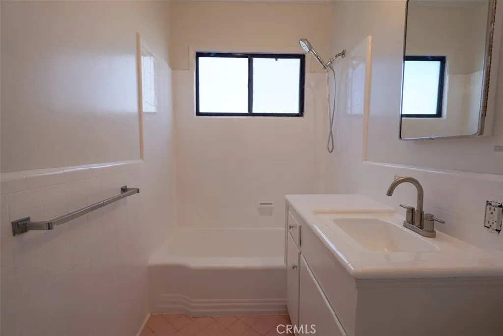 Additional image 18 of 2105 E Ocean Blvd Unit 19, Long Beach, CA 90803