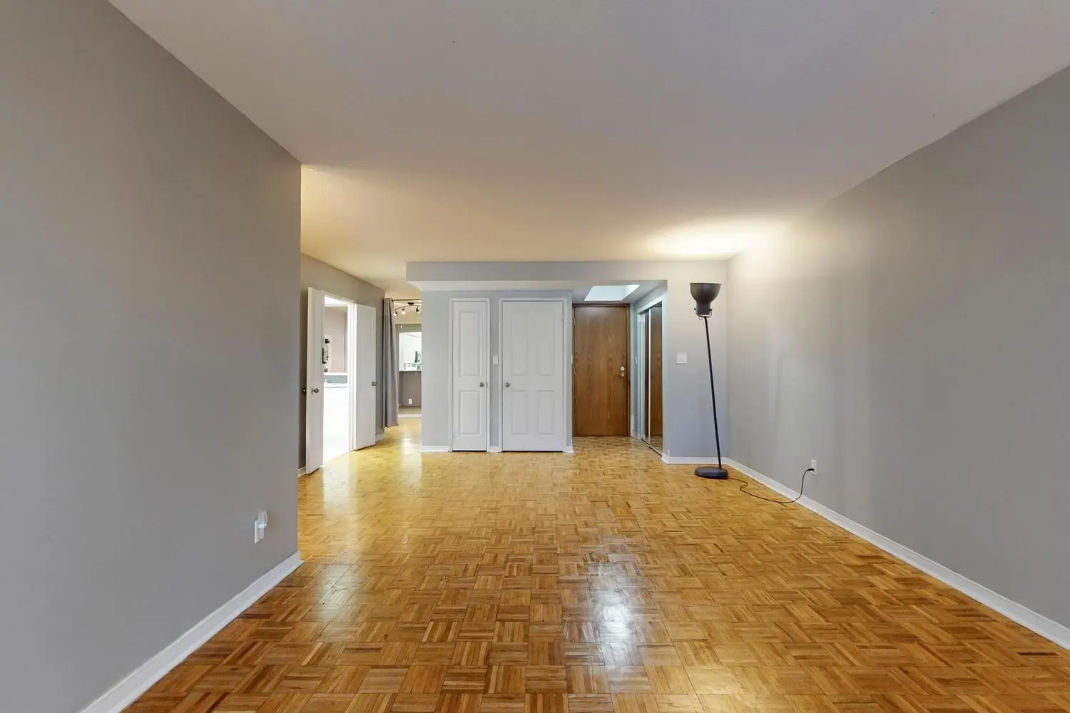 Additional image 5 of 18 Hollywood Avenue 103