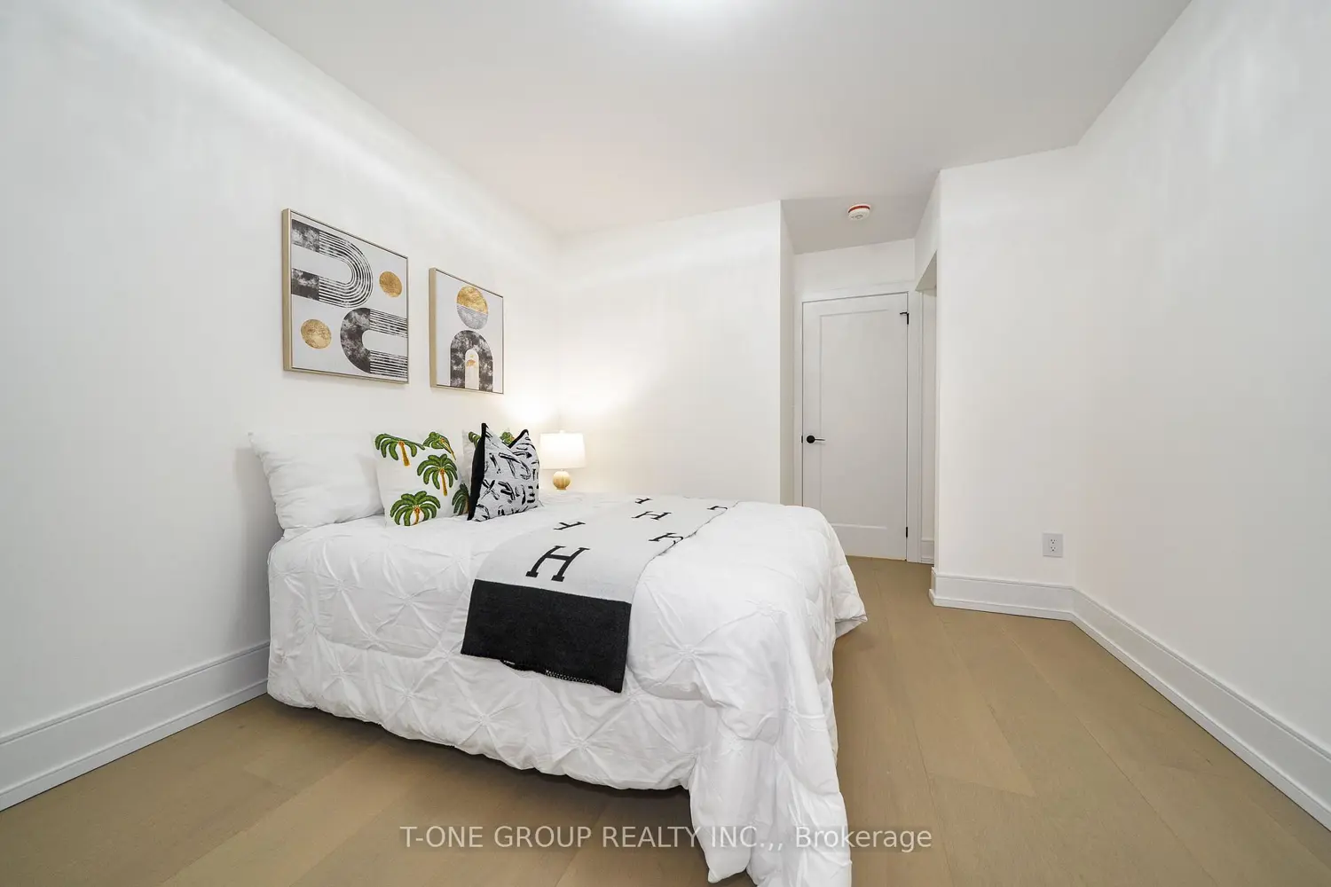 Additional image 16 of 177 Glendale Avenue