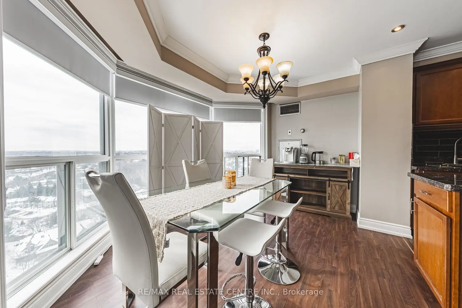 Additional image 5 of 2155 Burnhamthorpe Road Ph1904