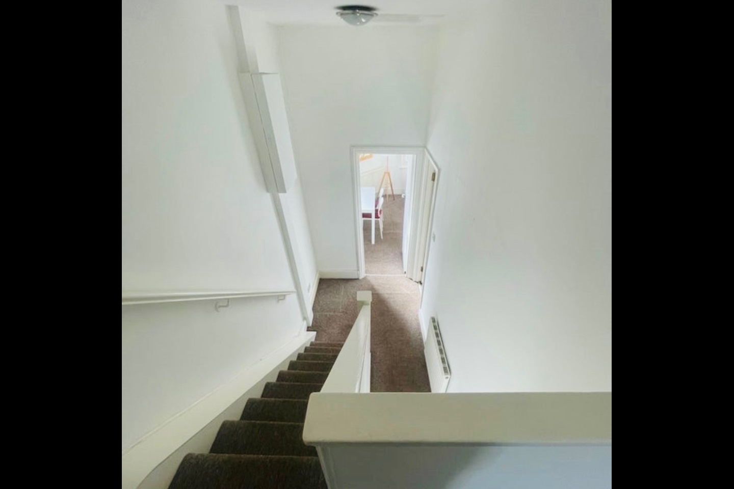 Additional image 5 of Room in a Shared Flat, Falcon Road, SW11, N1 7GU