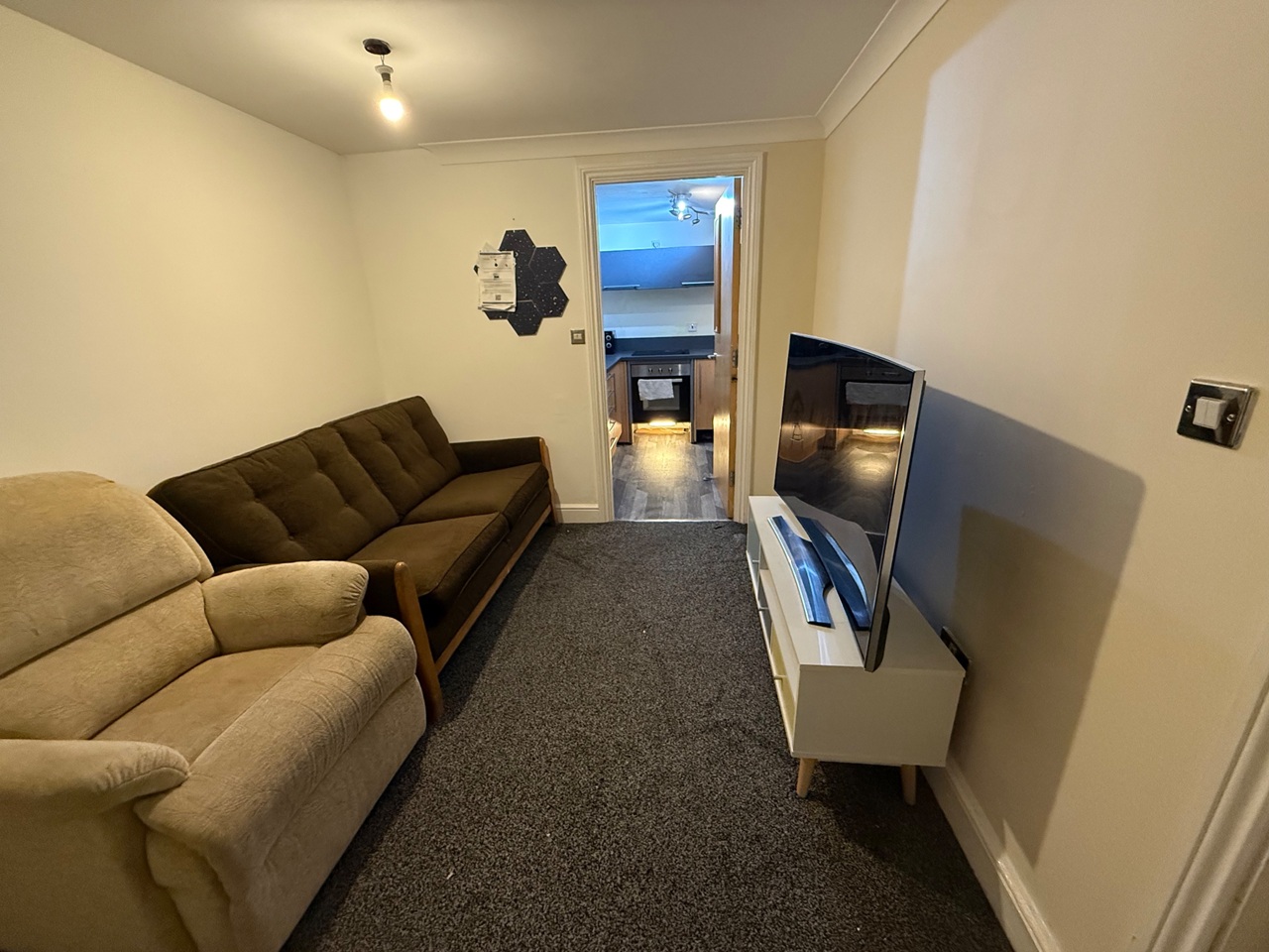 Additional image 7 of Room in a Shared Flat, Broadway Plaza, B16, N1 7GU