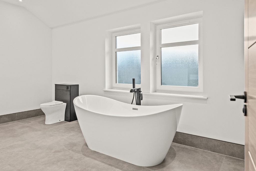 Additional image 14 of 5 bed detached house for saleInchcross Steadings, Bathgate EH48