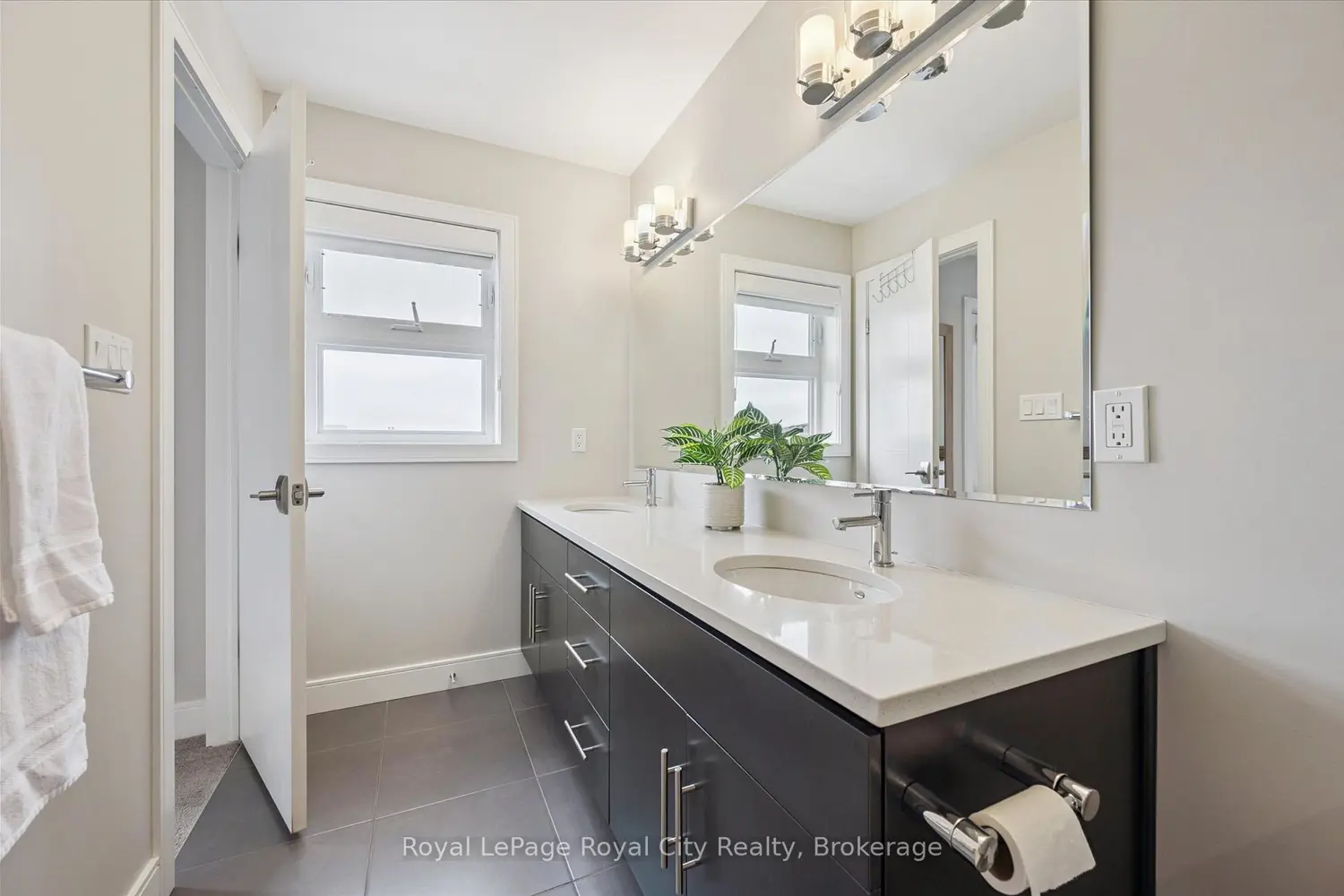 Additional image 10 of 60 Arkell Road 25