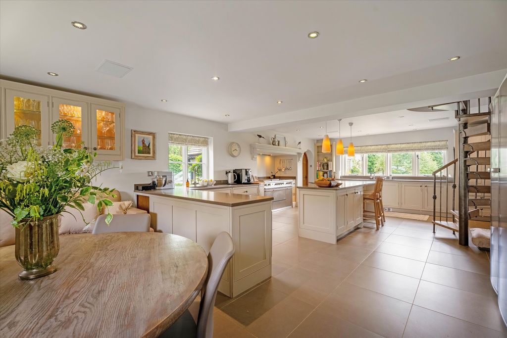 Additional image 5 of 7 bed detached house for saleBroughton Green, Hanbury, Worcestershire WR9