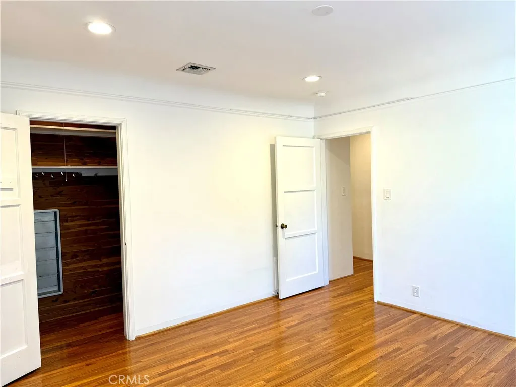 Additional image 15 of 6534 Peach Avenue, Van Nuys, CA 91406