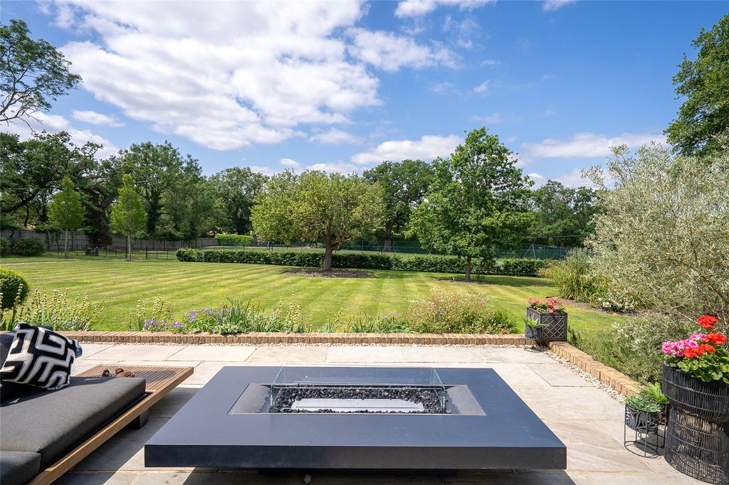 Additional image 39 of 9 bed detached house for saleStubbs Hill, Binfield, Bracknell, Berkshire RG42