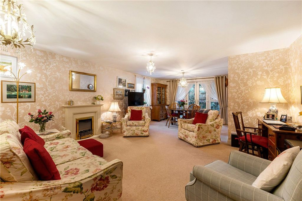 Additional image 2 of 2 bed flat for saleGranham Close, Marlborough, Wiltshire SN8
