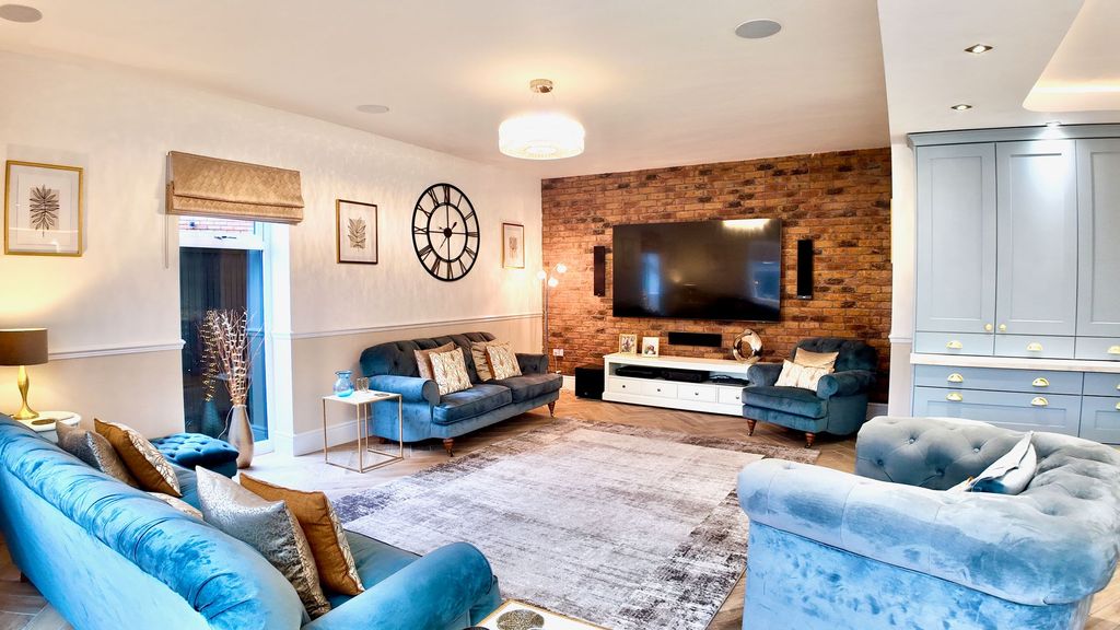 Additional image 36 of 5 bed detached house for saleOak Tree Rise, Newbridge NP11