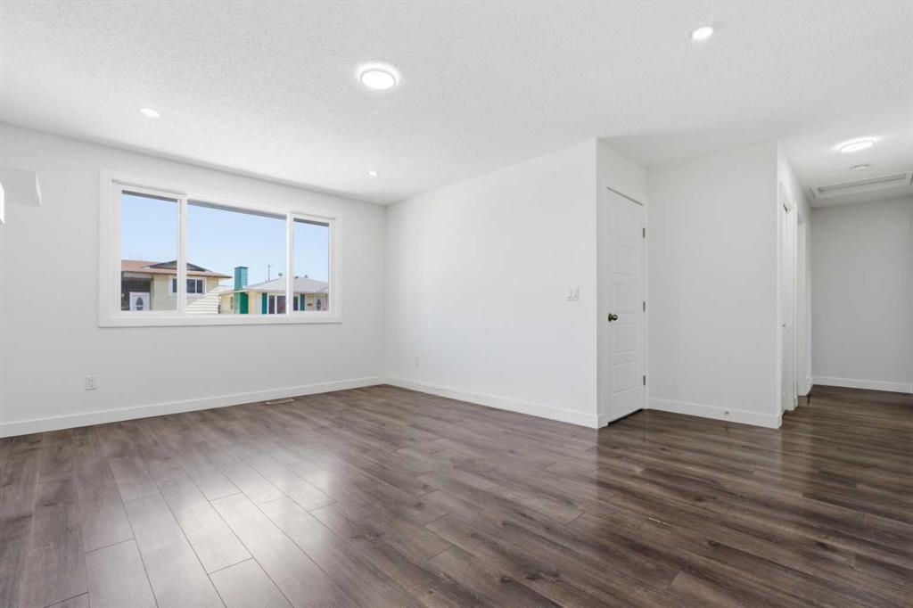 Additional image 3 of 263 Doverview Crescent SE, Calgary, AB, T2B1Y7