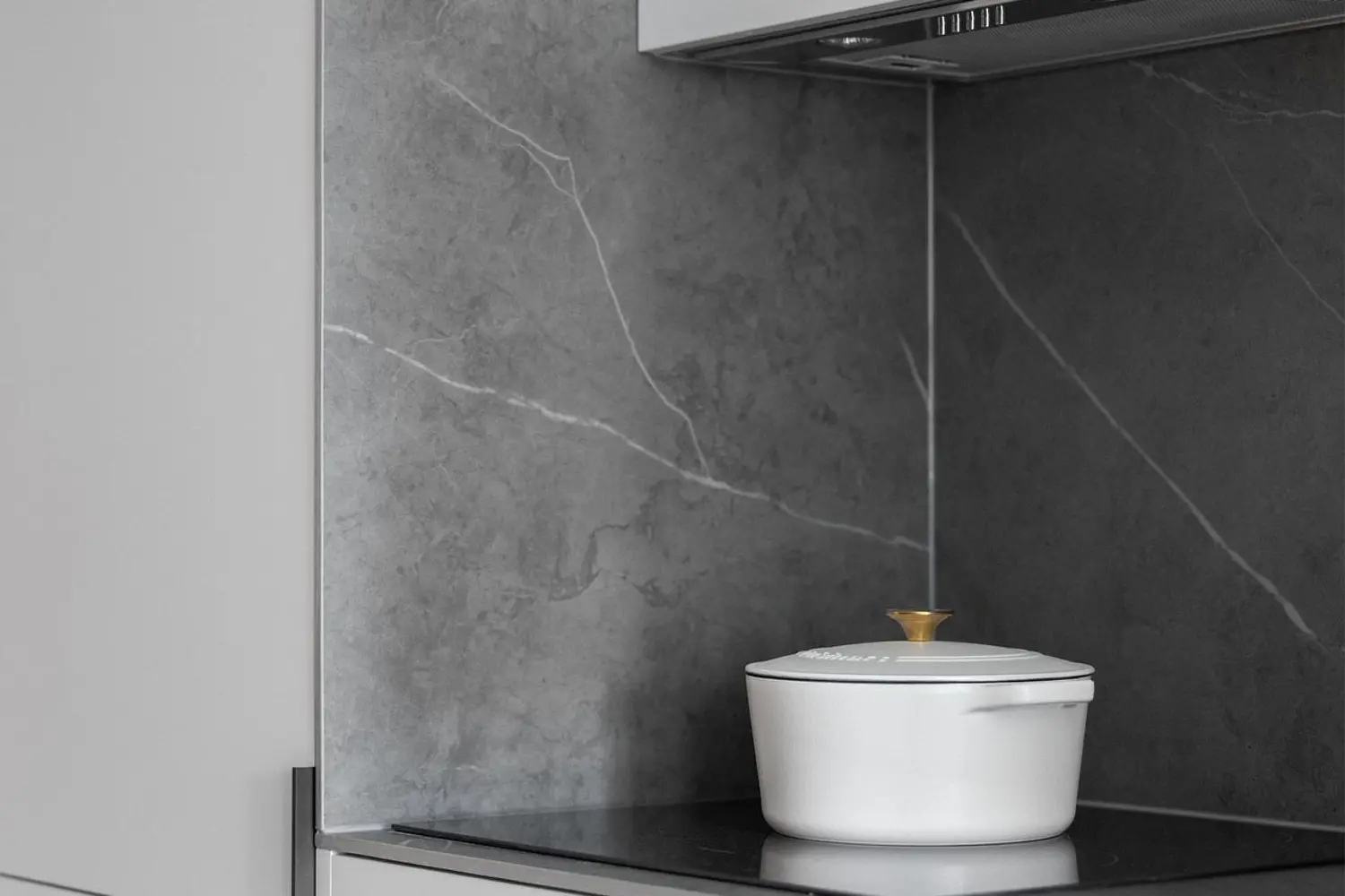 Additional image 18 of 55 Charles Street 1103