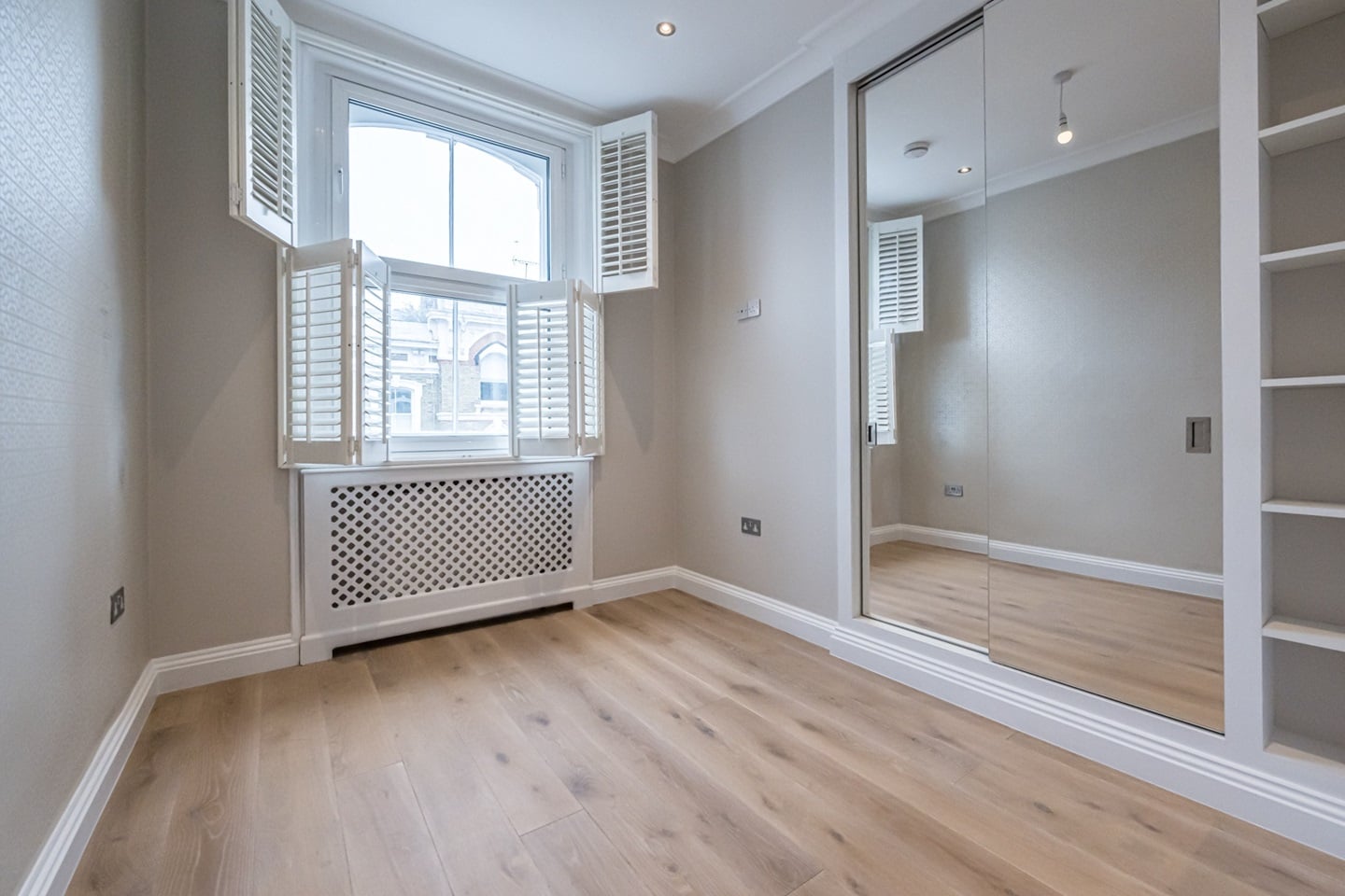 Additional image 8 of 2 Bed Flat, Hollywood Road, SW10, N1 7GU